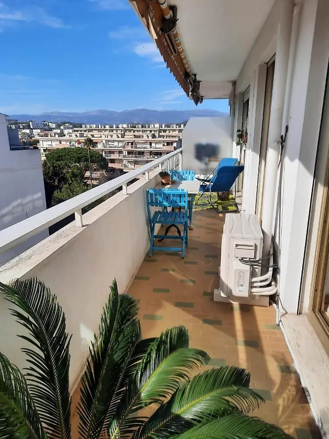 Appart Proche Plage Avec Grand Balcon Cannes Appartement
